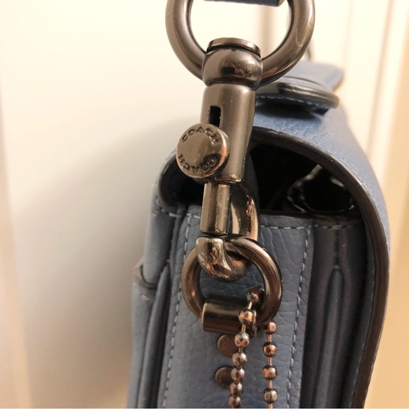 Coach Cassie 19 Crossbody - Picture 6 of 16